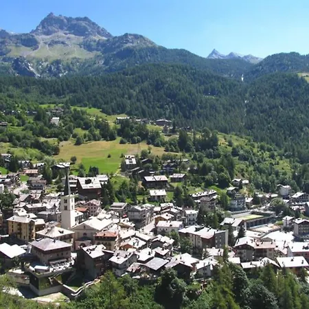 Vicino Piste E Negozi. Luce E Spazio * Valtournenche