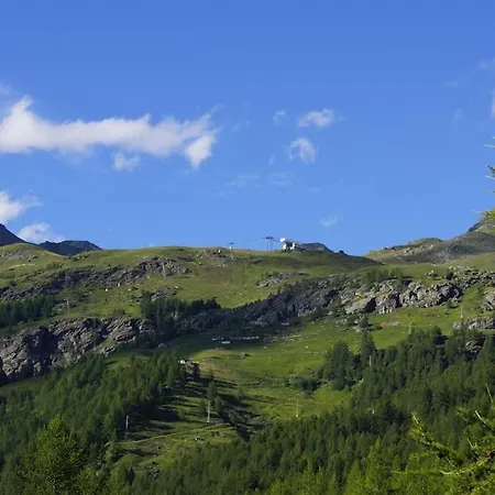 Apartment Vicino Piste E Negozi. Luce E Spazio Valtournenche